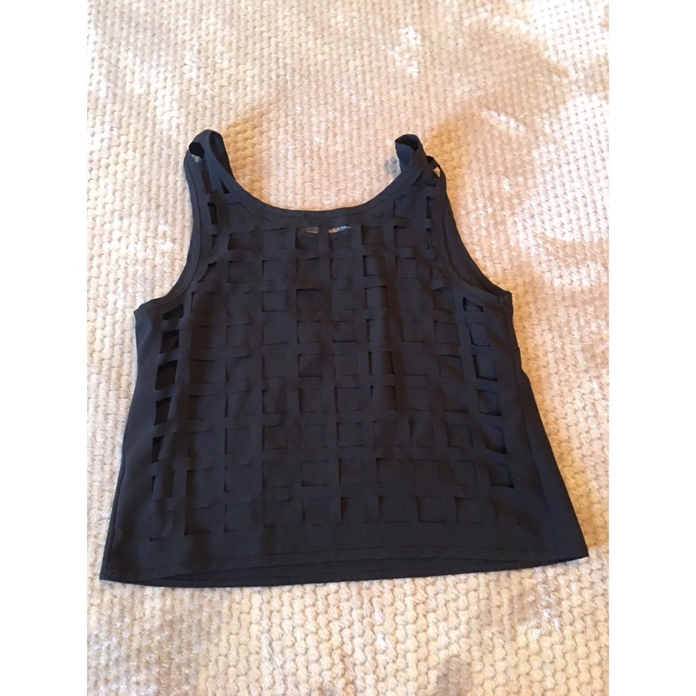 Black top - Picture 2 of 3